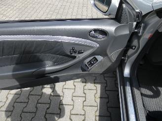 Mercedes CLK CLK 320 Avantgarde Cabrio picture 15