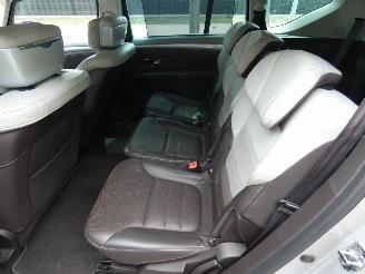 Renault Espace 1.6 dCi Initiale Paris 7p. SCHADE VRIJ!! picture 12