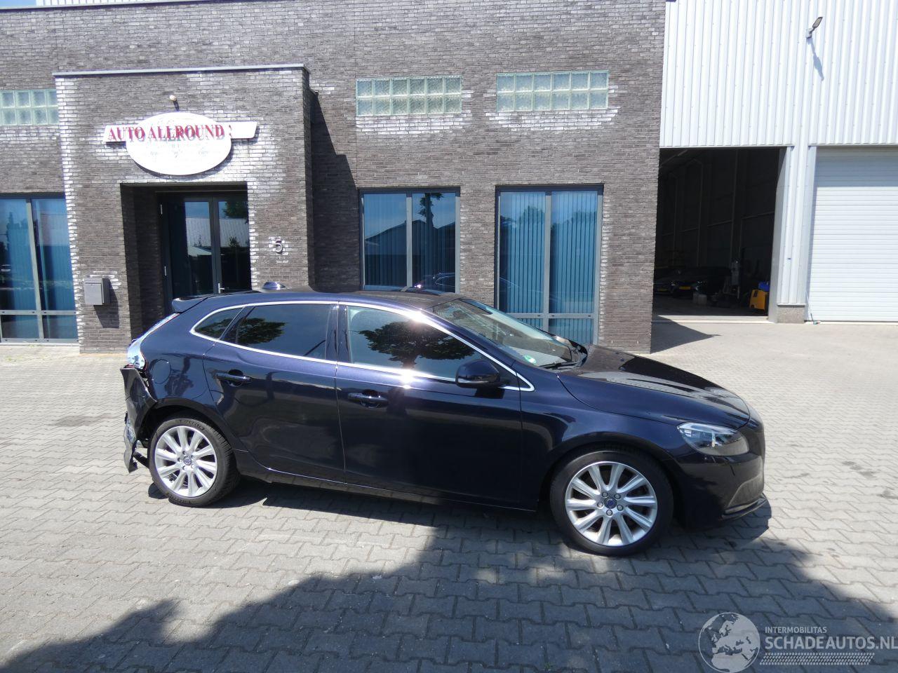Volvo V-40 1.5 T3 Nordic+