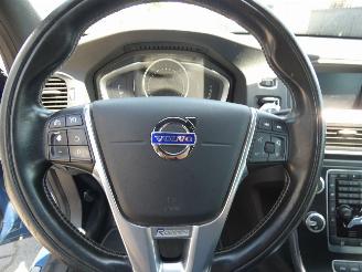 Volvo V-60 D6 Twin Engine R-Design picture 16