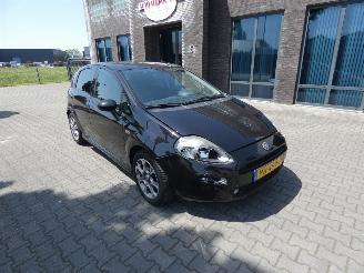 Fiat Punto 1.3 M-Jet Lounge picture 2