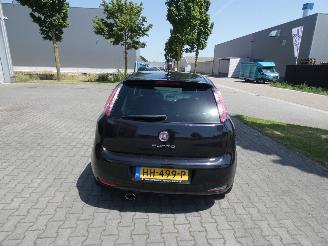 Fiat Punto 1.3 M-Jet Lounge picture 4
