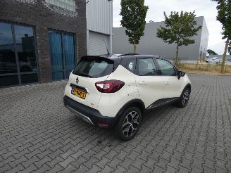 Renault Captur 0.9 TCe Intens picture 3