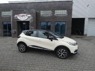 Schadeauto Renault Captur 0.9 TCe Intens 2017/6
