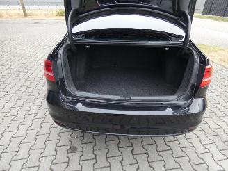 Volkswagen Jetta 1.2 TSI Trendline picture 5