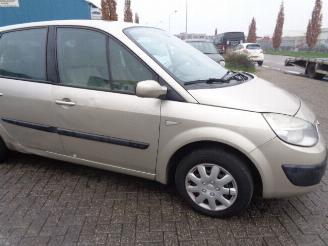 Renault Scenic 1.6 16V picture 3