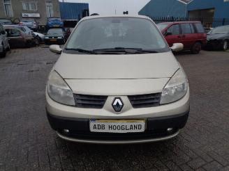 Renault Scenic 1.6 16V picture 1