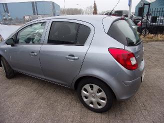 Opel Corsa 1.2 16V (Z12XEP(Euro 4)) [59kW] picture 5