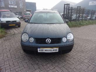 Coche siniestrado Volkswagen Polo 1.4 16V (BBY) [55kW] 2003/1