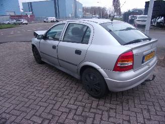  Opel Astra G (F08/48) Hatchback 1.6 (X16SZR) [55kW] 2000/1