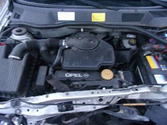 Opel Astra G (F08/48) Hatchback 1.6 (X16SZR) [55kW] picture 5