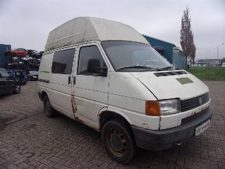 Volkswagen  Transporter T4 Van 2.4 D (AAB) [57kW] picture 2
