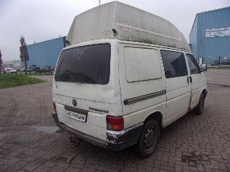 Volkswagen  Transporter T4 Van 2.4 D (AAB) [57kW] picture 5