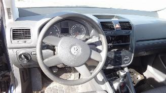Volkswagen Golf V (1K1) Hatchback 1.6 FSI 16V (BAG) [85kW] 6-BAK picture 8