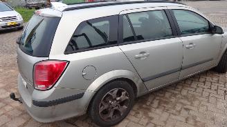 Opel Astra H SW (L35) Combi 1.6 16V Twinport (Z16XEP(Euro 4)) [77kW] 5BAK picture 6