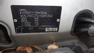 Opel Meriva MPV 1.6 16V (Z16XE(Euro 4)) [74kW] 5BAK picture 9