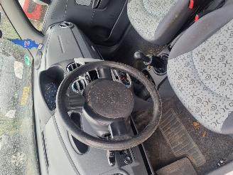 Chevrolet Matiz (M200) Hatchback 1.0 (LQ4(L4-61)) [49kW] picture 10