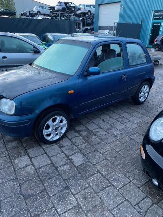 Nissan Micra (K11) Hatchback 1.3 LX,SLX 16V (CG13DE) [55kW] picture 2