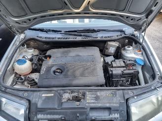 Skoda Fabia (6Y5) Combi 5-drs 1.4i 16V (AUA) [55kW] picture 2