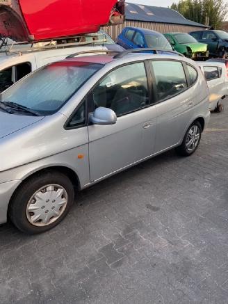 Daewoo Tacuma MPV 1.6 16V (A16DMS(Euro 2) [78kW] 5-BAK picture 6