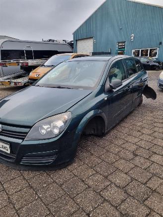 Opel Astra (L48) Hatchback 5-drs 1.6 16V Twinport (Z16XEP(Euro 4)) [77kW] 5-BAK picture 3