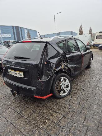 Kia Cee d Sporty Wagon (EDF) Combi 1.6 CVVT 16V (G4FC4) [93kW] [125PK] picture 6