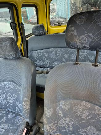 Renault Kangoo (KC) MPV 1.4 (E7J-634) [55kW] [ 75PK] 5-BAK picture 10
