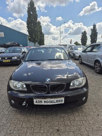 Unfallwagen BMW 1-serie (E87/87N) Hatchback 5-drs 118i 16V (N46-B20) [95kW] 5-BAK 2007/1