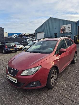 Seat Ibiza ST (6J8) Combi 1.2 TDI Ecomotive (CFWA) [55kW] 5-BAK picture 2