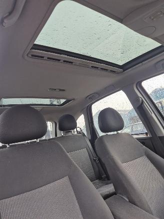 Opel Meriva MPV 1.6 16V (Z16XE(Euro 4)) [74kW] AUTOMAAT picture 7