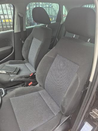 Volkswagen Polo V (6R) Hatchback 1.2 12V BlueMotion Technology (CGPA(Euro 5)) [51kW] 5-BAK picture 9