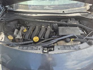 Renault Clio III (BR/CR) Hatchback 1.4 16V (K4J-780) [72kW] 5-BAK picture 9