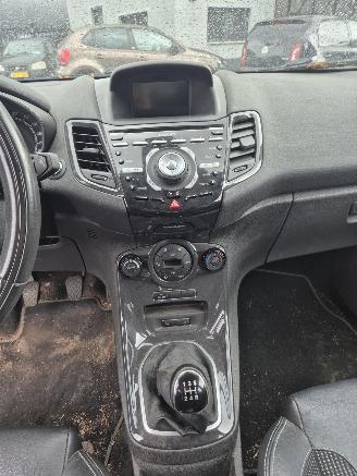 Ford Fiesta 6 (JA8) 1.0 EcoBoost 12V 100 Hatchback, Benzine, 998cc, 74kW (101pk), FWD, SFJA,5-BAK picture 9