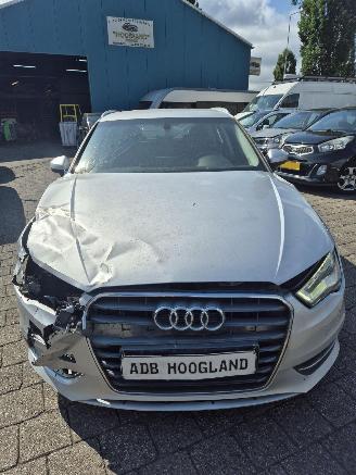 Sloopauto Audi A3 Sportback (8V1/8VK) 1.4 TFSI 16V Hatchback, 2Dr, Benzine, 1.395cc, 90kW (122pk), FWD, CXSA, 6-BAK 2013/1
