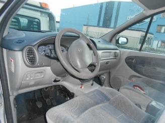 Renault Scenic 1.6 16v picture 5