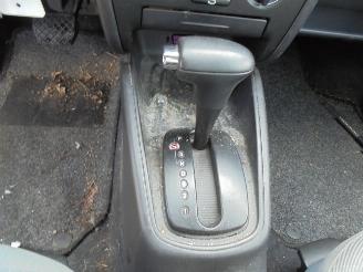Seat Leon (1M1) Hatchback 1.8 20V (APG) [92kW] picture 8
