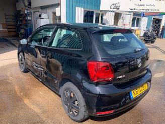 Volkswagen Polo Polo V (6R) Hatchback 1.0 12V BlueMotion Technology (CHYA) [44kW] picture 10