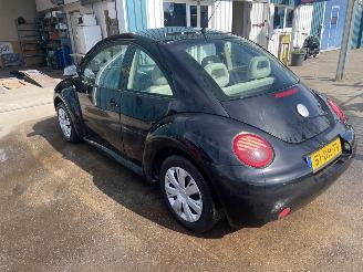 Volkswagen New-beetle New Beetle (9C1/9G1) Hatchback 3-drs 2.0 (AQY) [85kW picture 4