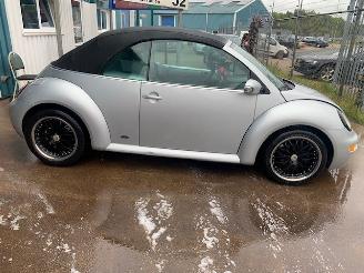 Volkswagen New-beetle New Beetle (1Y7) Cabrio 2.0 (AZJ) [85kW] picture 5