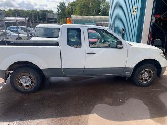 Nissan Navara Navara (D40) Pick-up 2.5 dCi 16V 4x4 (YD25DDTi) [140kW] picture 9
