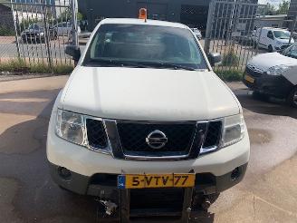 Nissan Navara Navara (D40) Pick-up 2.5 dCi 16V 4x4 (YD25DDTi) [140kW] picture 3
