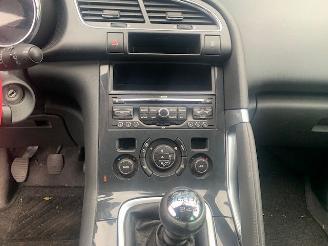 Peugeot 3008 3008 I (0U/HU) MPV 1.6 16V THP 155 (EP6CDT(5FV)) [115kW] picture 12