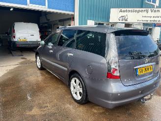 Mitsubishi Grandis Grandis (NA) MPV 2.4 16V MIVEC (4G69) [121kW] picture 4