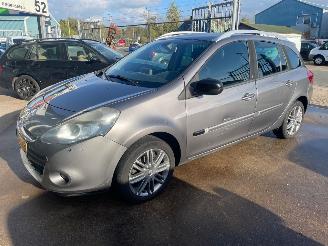  Renault Clio Clio III Estate/Grandtour (KR) Combi 1.2 16V TCE 100 (D4F-784(D4F-H7)) [74kW 2010/7