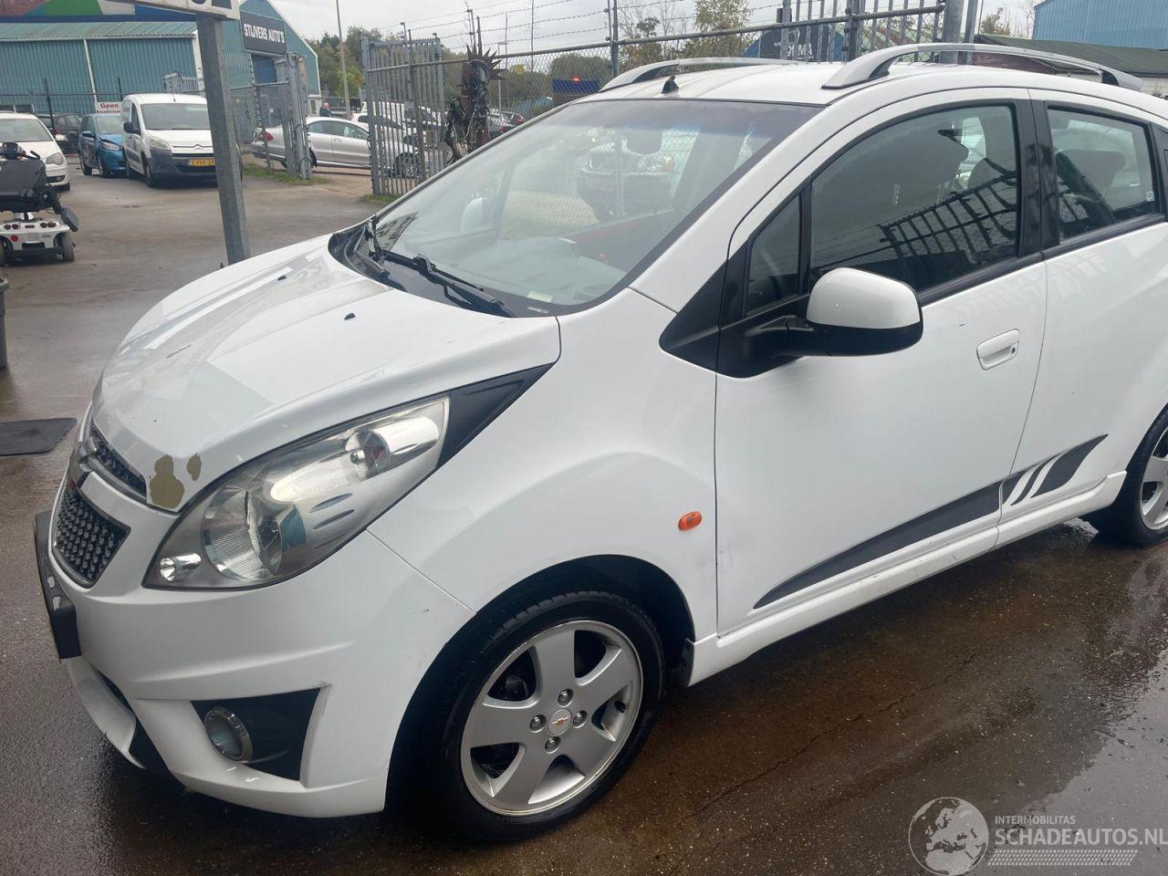 Chevrolet Spark Spark (M300) Hatchback 1.2 16V (B12D1(Euro 5))
