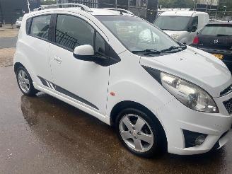 Chevrolet Spark Spark (M300) Hatchback 1.2 16V (B12D1(Euro 5)) picture 3