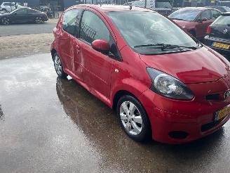 Toyota Aygo Aygo (B10) Hatchback 1.0 12V VVT-i (1KR-FE) [50kW] picture 3