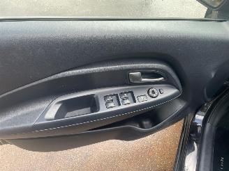 Kia Rio Rio III (UB) Hatchback 1.2 CVVT 16V (G4LA5) [63kW] picture 7