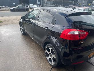 Kia Rio Rio III (UB) Hatchback 1.2 CVVT 16V (G4LA5) [63kW] picture 4