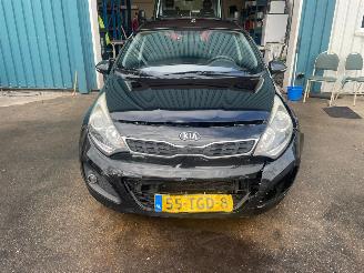 Kia Rio Rio III (UB) Hatchback 1.2 CVVT 16V (G4LA5) [63kW] picture 2